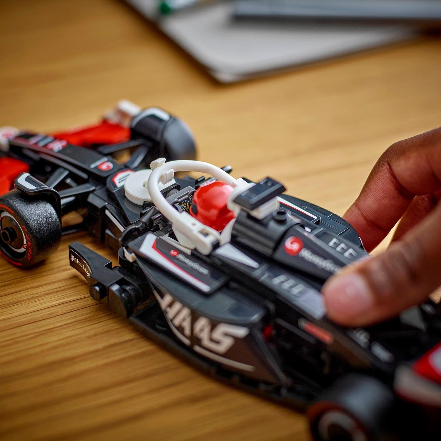 Haas F1 2024 1:25 Lego Car Model